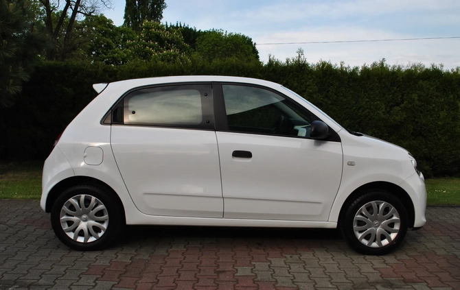 Renault Twingo cena 29555 przebieg: 43000, rok produkcji 2015 z Przedecz małe 781